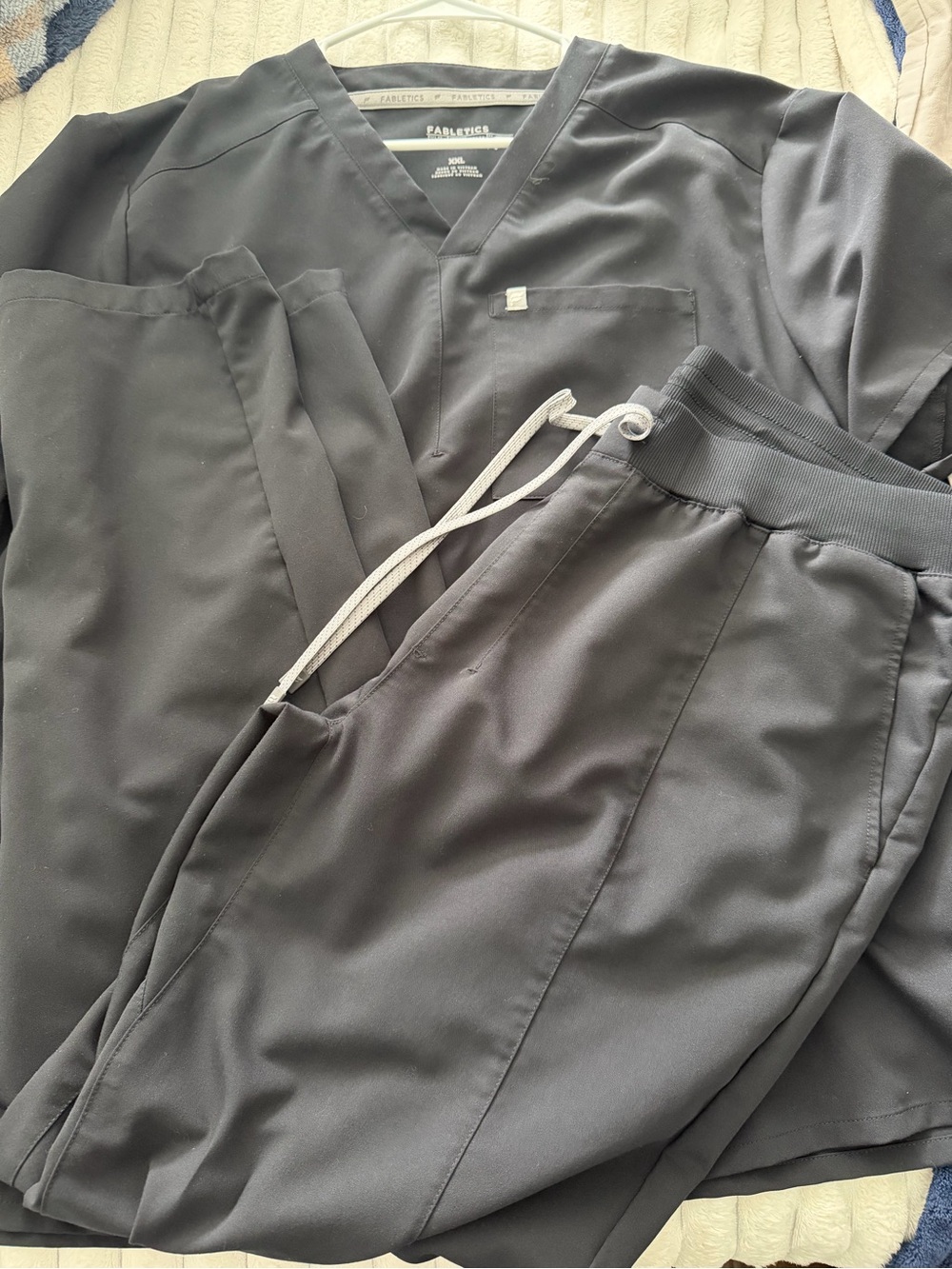 Fabletics Men's Black Scrub Top and Jogger Pants